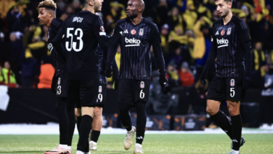 Hasan Arat ve Hüseyin Yücel'in bulunmadığı Beşiktaş takımı UEFA Avrupa Ligi 6. haftasında deplasmanda konuk olduğu Norveç ekibi Bodo Glimt'e 2-1 mağlup oldu.