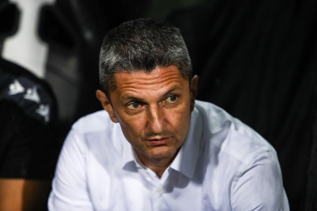 Razvan Lucescu sistemi şiddetle eleştirdi. 'YAPI' var dedi