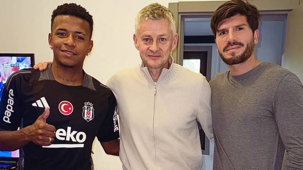 Keny Arroyo, Ole Gunnar Solskjaer ve Gonzalo Vargas