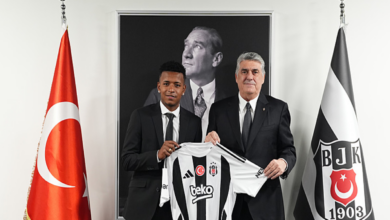 Serdal Adalı'nın transfer ettiği 18 yaşındaki Ekvadorlu Keny Arroyo'nun Beşiktaş'a maliyeti ise Transfermarkt verilerine göre vergiler hariç 10 milyon 220 bin euro olacak.